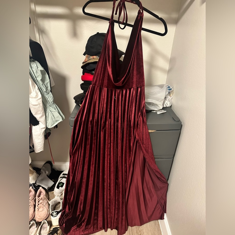 ASOS burgundy velvet midi dress size 8
